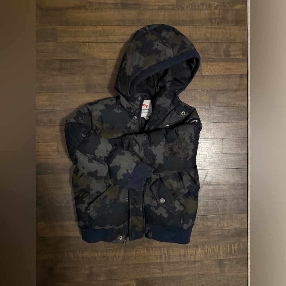 Size 5 Appaman Kids Camo Puffer Jacket - Blue and Black